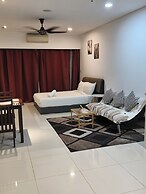 Summer Suites KLCC by CozyNest