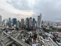 Summer Suites KLCC by CozyNest