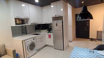 Summer Suites KLCC by CozyNest