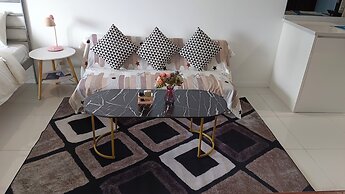 Summer Suites KLCC by CozyNest