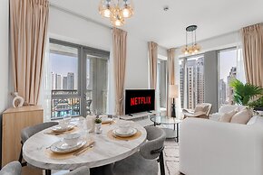 Gala Guests - 29 Boulevard Residences