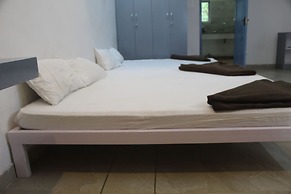 Ivory Inn