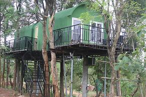 Ivory Inn