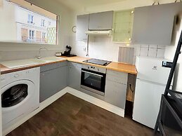 Bright and ideal apartment Céline 20