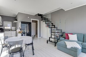 Open View Apartment by Wonderful Italy