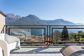 Open View Apartment by Wonderful Italy