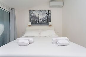 Open View Apartment by Wonderful Italy