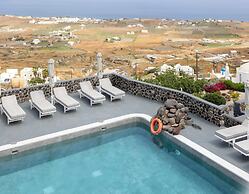 Hotiday Santorini Sea View