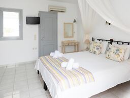 Hotiday Santorini Sea View
