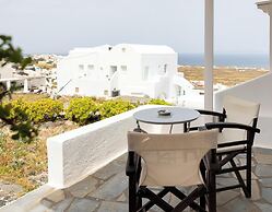 Hotiday Santorini Sea View
