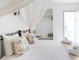 Hotiday Santorini Sea View
