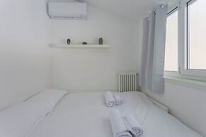 Open View Apartment by Wonderful Italy