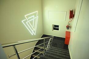 DJ Palace Puri