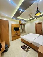 DJ Palace Puri