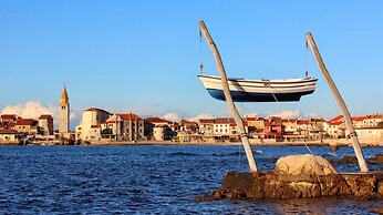 Spacious Ground-floor Flat in Umag