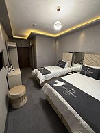Divan Tower Otel