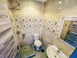 luxury oriental pyramids inn