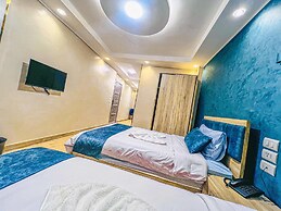 luxury oriental pyramids inn