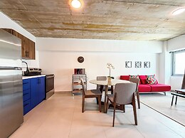609 Condado Ave