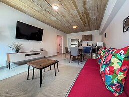 609 Condado Ave