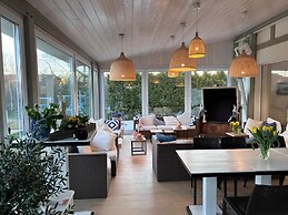 Large, Comfortable Apartment With a Terrace