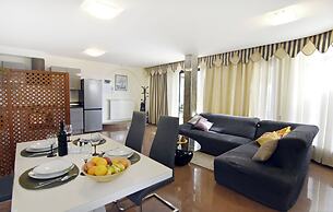 Premium Stay With Terrace and BBQ