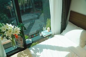 HOTEL LETS ABOVE