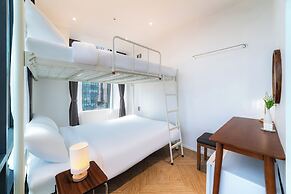 HOTEL LETS ABOVE