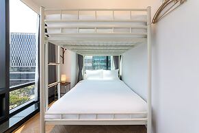 HOTEL LETS ABOVE