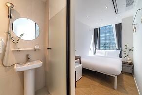 HOTEL LETS ABOVE