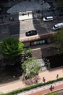 HOTEL LETS ABOVE