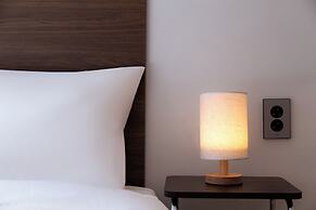 HOTEL LETS ABOVE