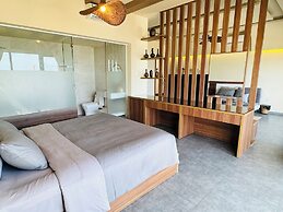 SUNSHINE BEACH RESORT