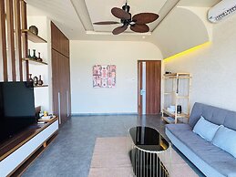 SUNSHINE BEACH RESORT