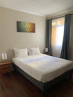 Peninsula Hostel