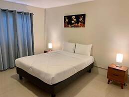 Peninsula Hostel
