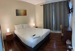 Peninsula Hostel