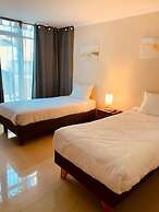 Peninsula Hostel