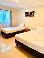 Peninsula Hostel