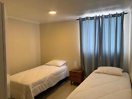 Peninsula Hostel