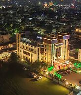 Hotel Saffron Leaf