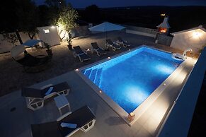 Pool House Ivana