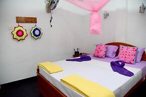 Mango shadow inn