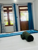 Mango shadow inn