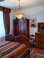 La Maison Rouge