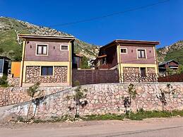 Guest House Mountine Paradise