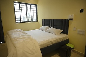 Hotel Nemi Residency