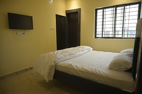 Hotel Nemi Residency