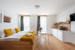 Libero Apartments