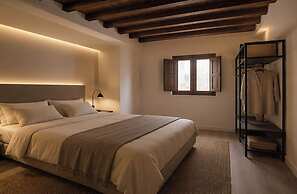 Magnolia Suites by Blossom Hotels